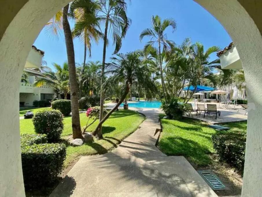 Hermoso Apartamento En Manzanillo Con Alberca Y Cancha De Tenis, Ideal Para Relajarse Y Disfrutar De Una Escapada Tranquila En El Paraiso Tropical Exterior photo